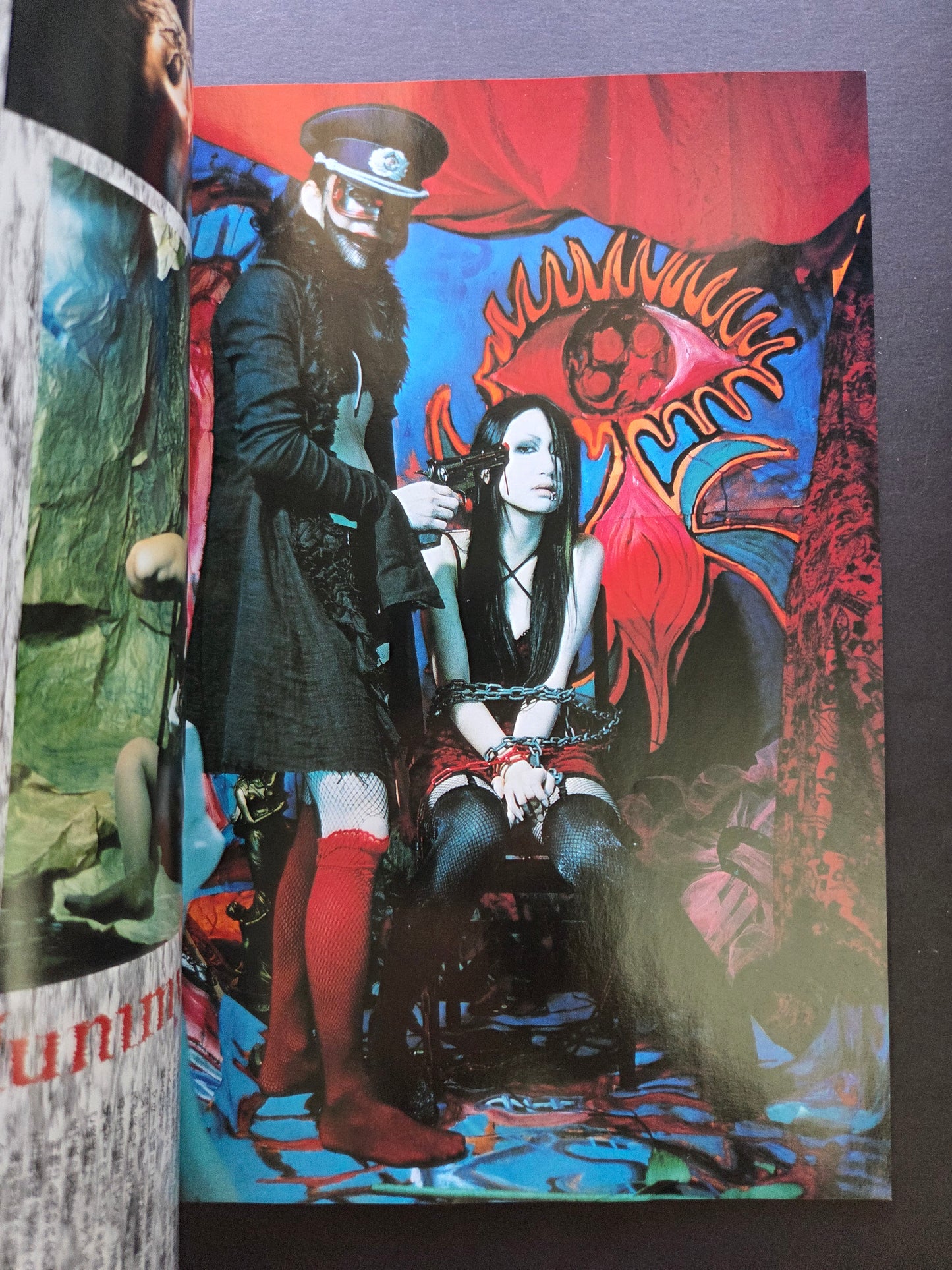 Burst Magazine - April 2004 Vol 76