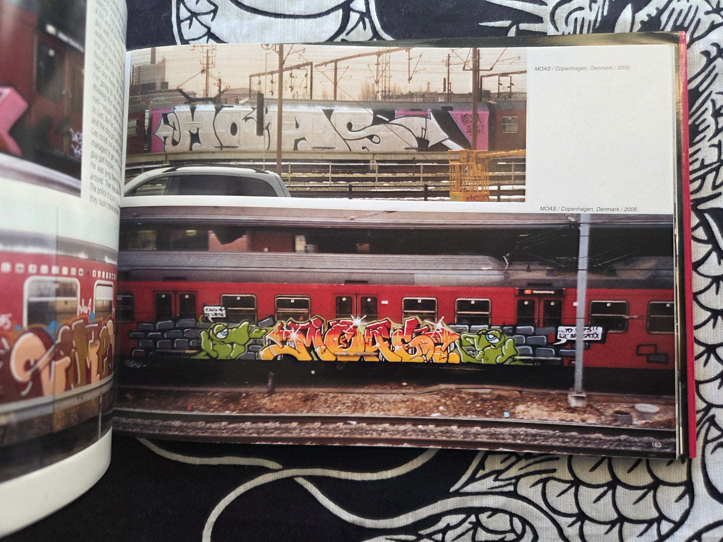 Monsters of Art - On The Run Volume 13 (2011)