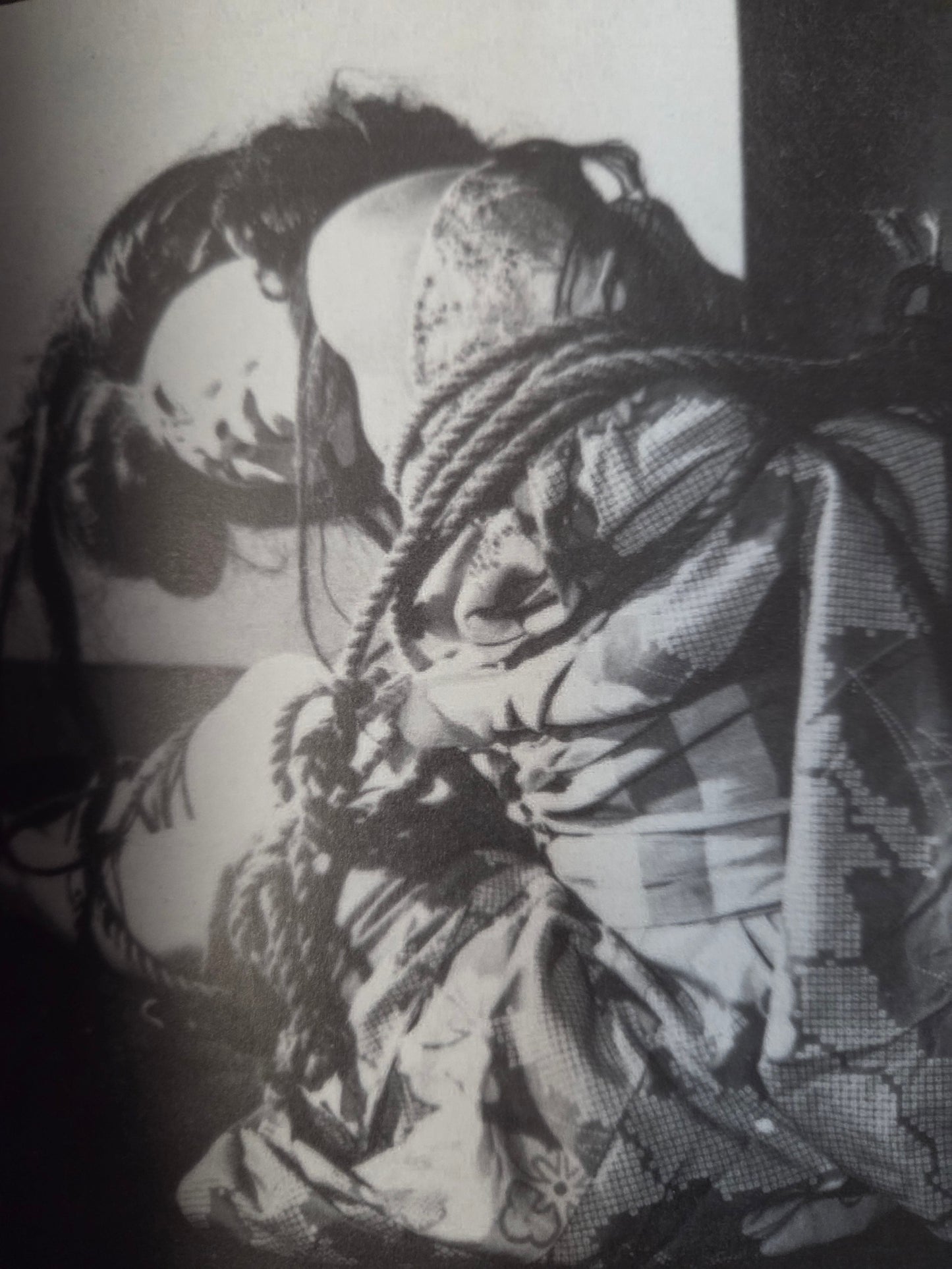 Seiu Ito Secret Photo Collection (2024)